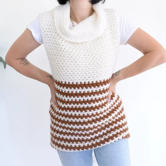 Homemade HANDKNIT Turtleneck Cowl Neck Tunic Vest Cream and Brown Woman's - Picture 1 of 11